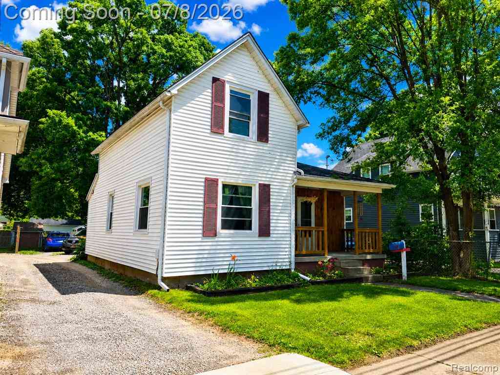 Homes For Sale - 604 N Oak Street <br/> Durand, MI 48429