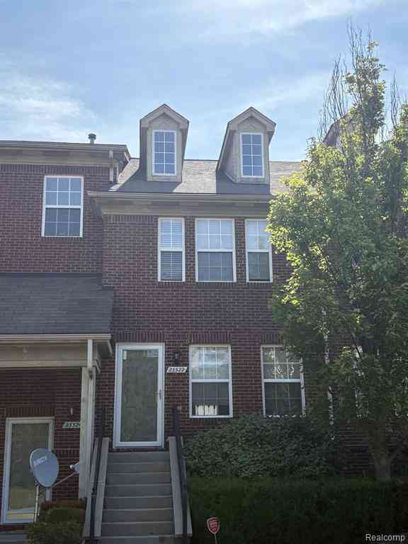Condo For Rent - 23322 Poplar Drive <br/> Southfield, MI 48075