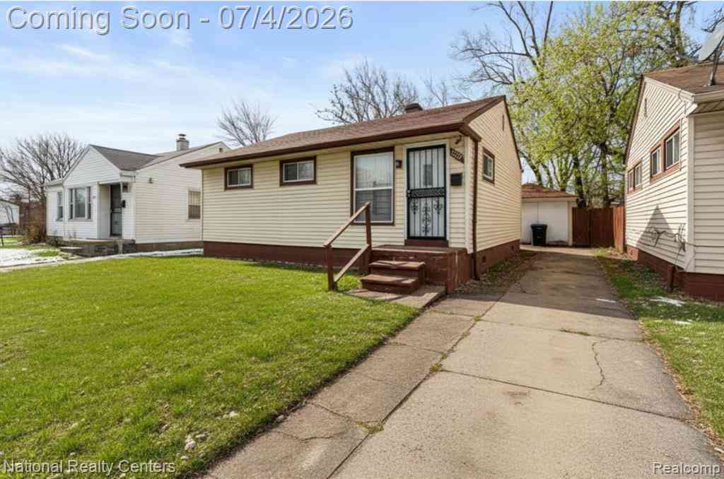 Homes For Sale - 13525 Evergreen Road <br/> Wayne County, Detroit, MI 48223