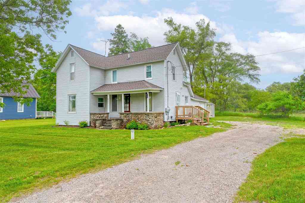 Homes For Sale - 6034 Bates Road <br/> Williamsburg, MI 49690