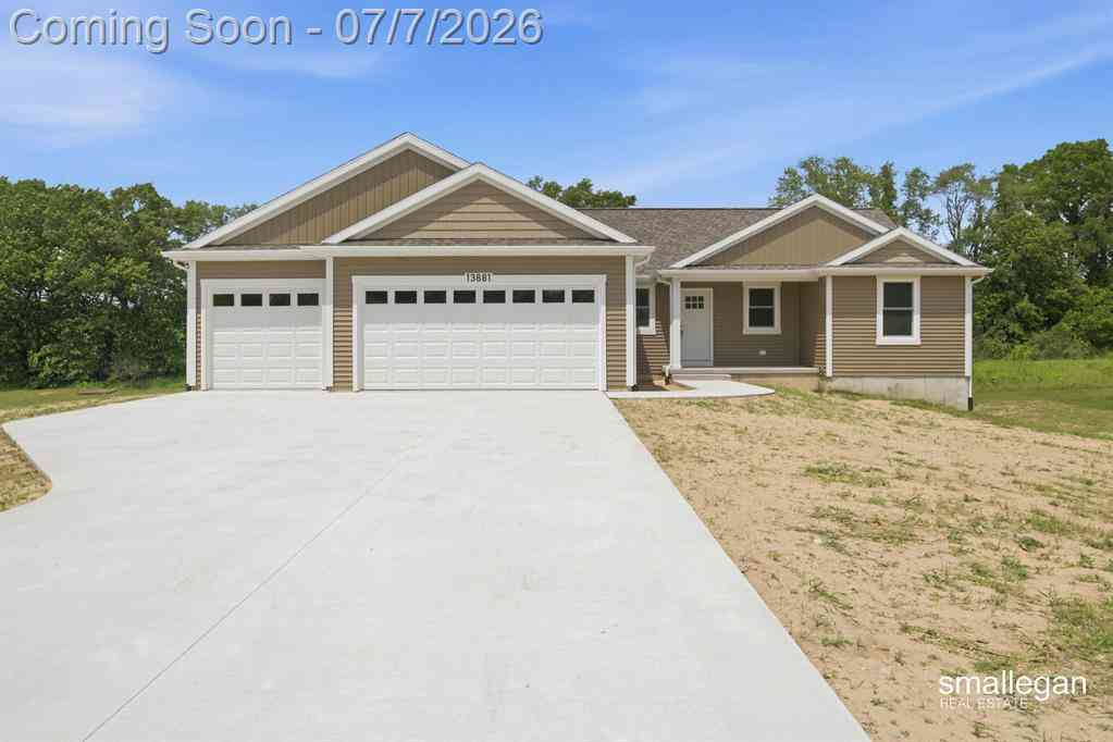 Homes For Sale - 13881 Meadow Oak Drive Ne NE<br/> Greenville, MI 48838