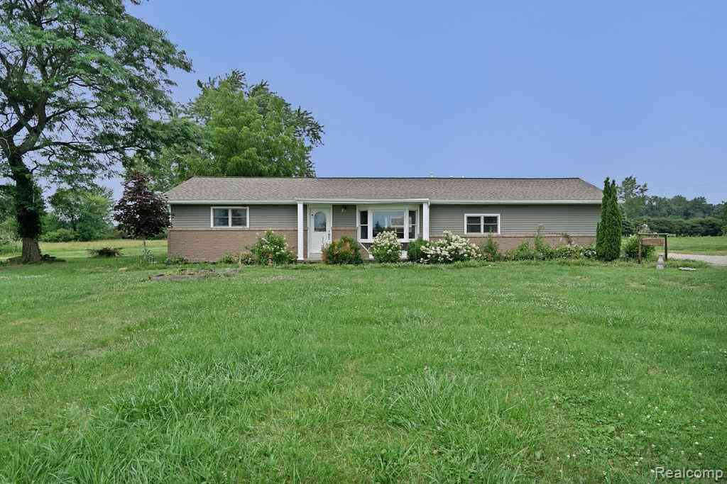 Homes For Sale - 28645 32 Mile Road <br/> Richmond, MI 48062