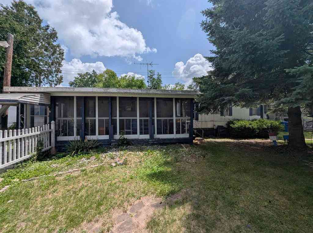 Homes For Sale - 3525 East City Limits Road <br/> Standish, MI 48658