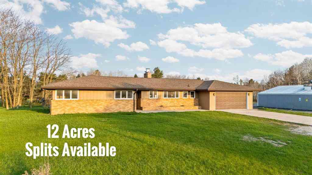 Homes For Sale - 402 S Division Street <br/> Antrim County, Bellaire, MI 49615