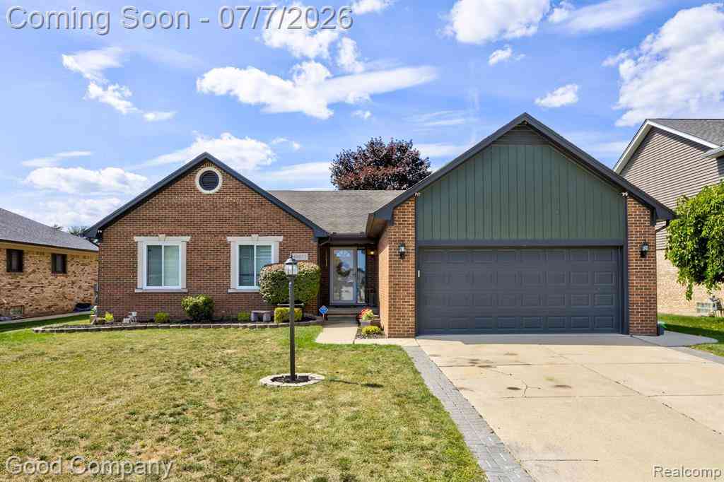 Homes For Sale - 49877 Maurice Drive <br/> Macomb County, Chesterfield, MI 48047