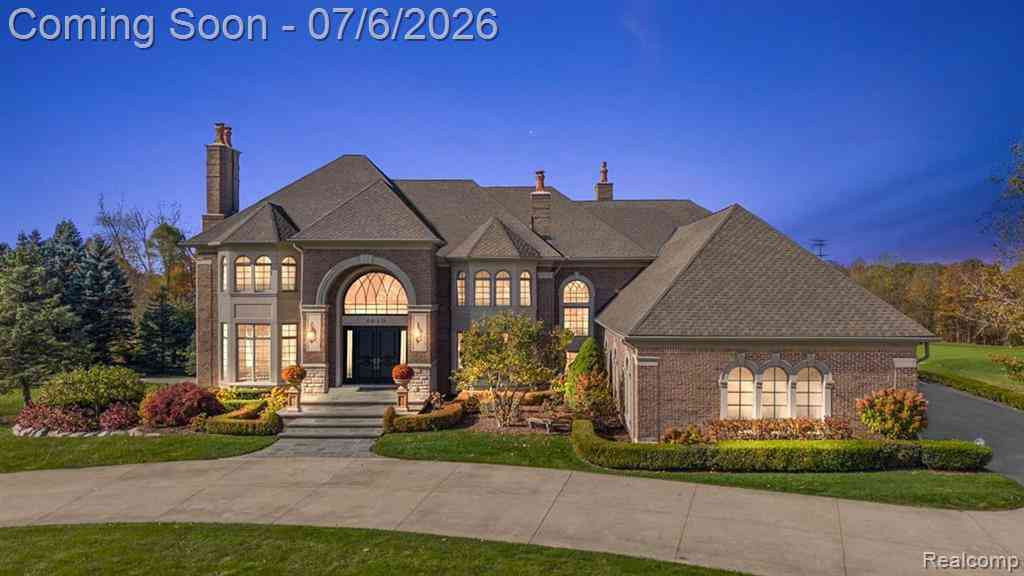 Homes For Sale - 4650 Gatehouse Court <br/> Rochester, MI 48306