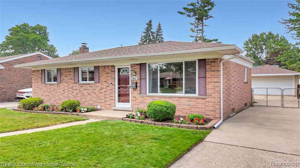 Homes For Sale - 4721 Parent Avenue <br/> Macomb County, Warren, MI 48092