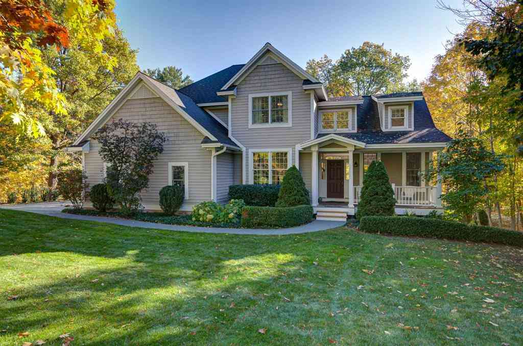Homes For Sale - 6436 Peregrin Court <br/> Traverse City, MI 49686