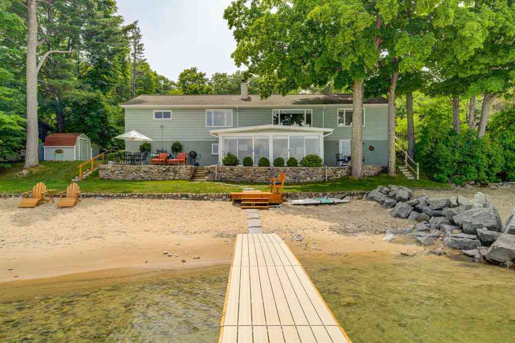 Homes For Sale - 11711 S West Bay Shore Drive <br/> Traverse City, MI 49684
