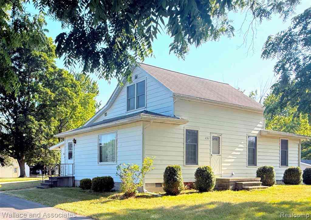 Homes For Sale - 131 W Sanborn Avenue <br/> Croswell, MI 48422