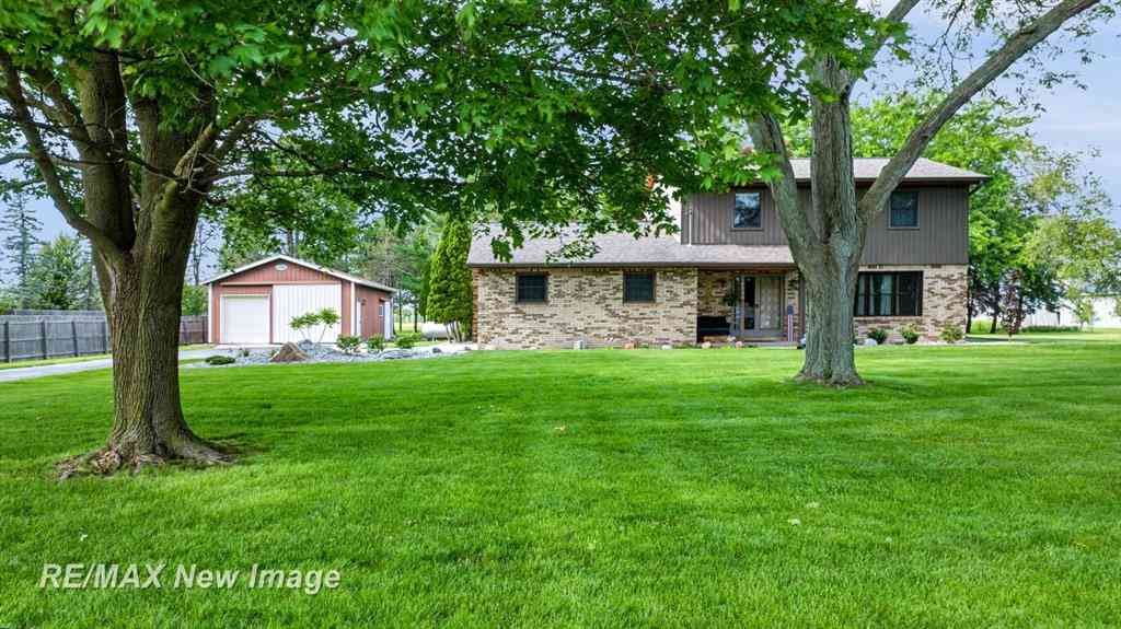 Homes For Sale - 6180 W Freeland Road <br/> Freeland, MI 48623