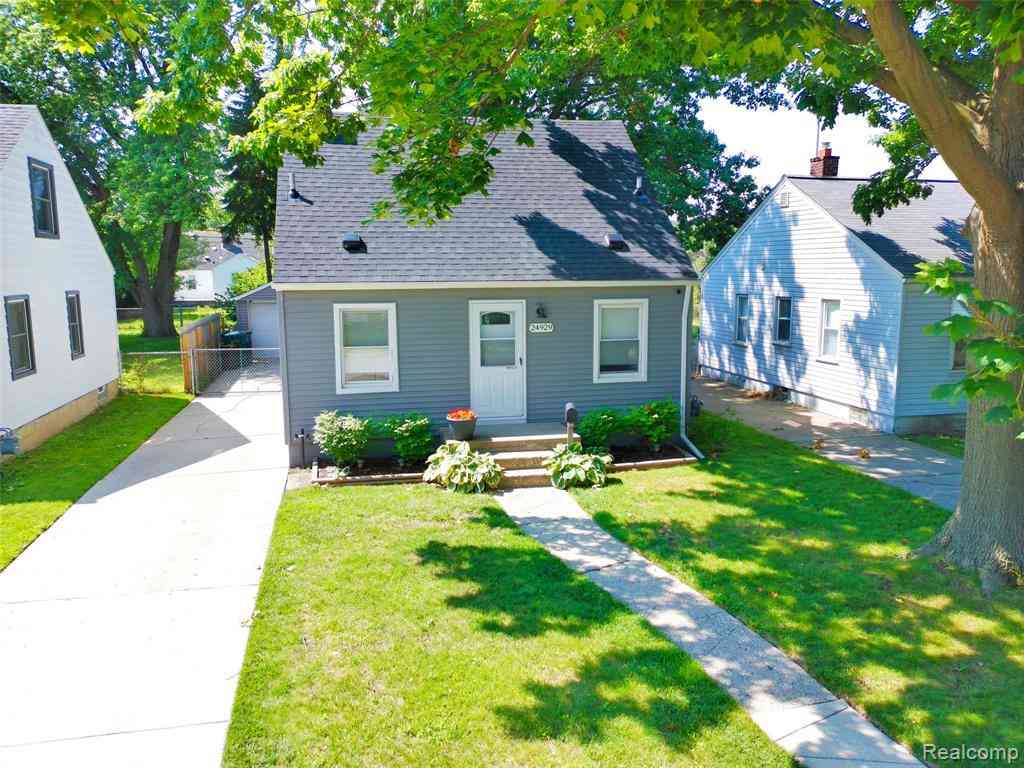 Homes For Sale - 24929 Cooke Street <br/> Dearborn, MI 48124
