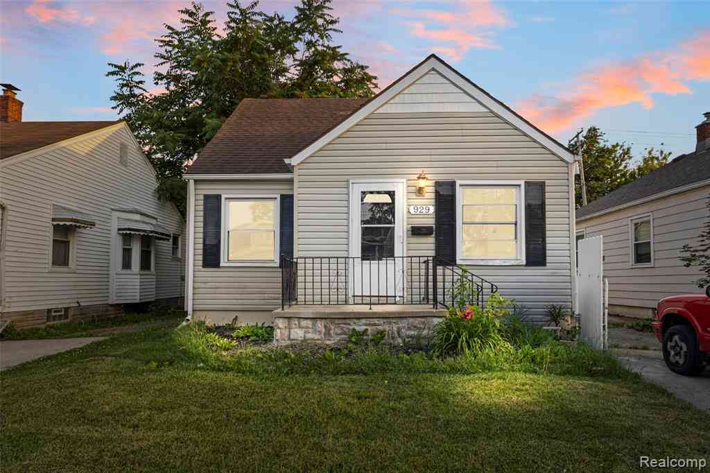 Homes For Sale - 929 White Avenue <br/> Wayne County, Lincoln Park, MI 48146