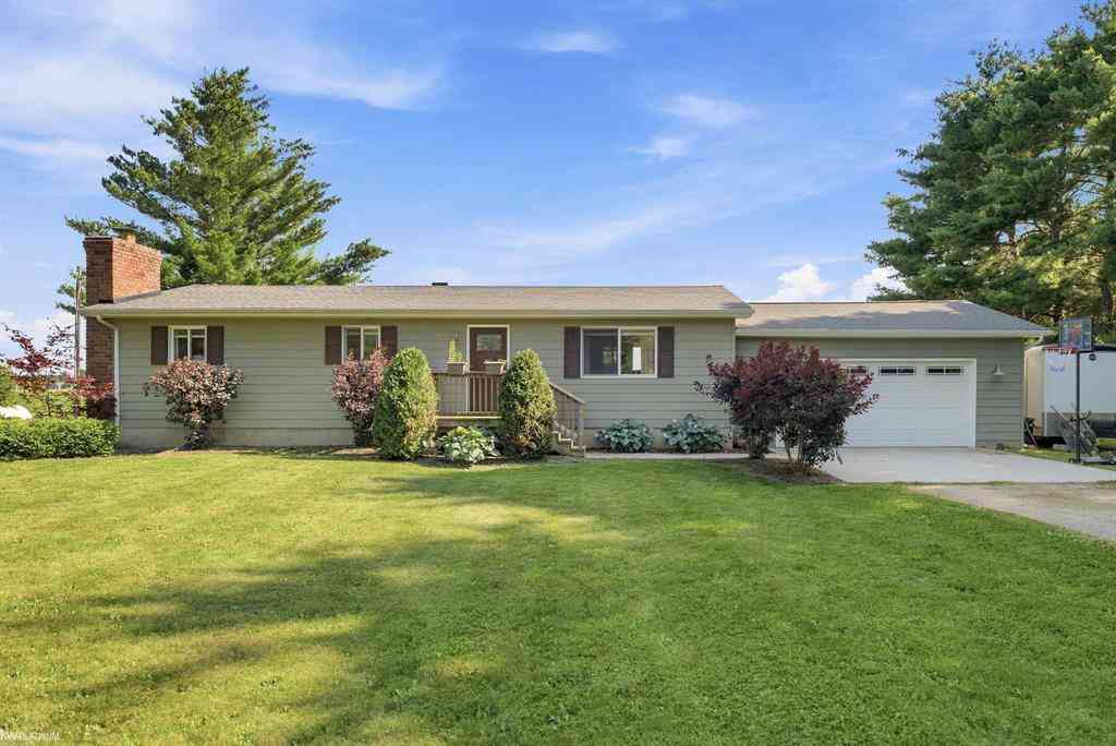 Homes For Sale - 400 Frenchline Road <br/> Sandusky, MI 48471