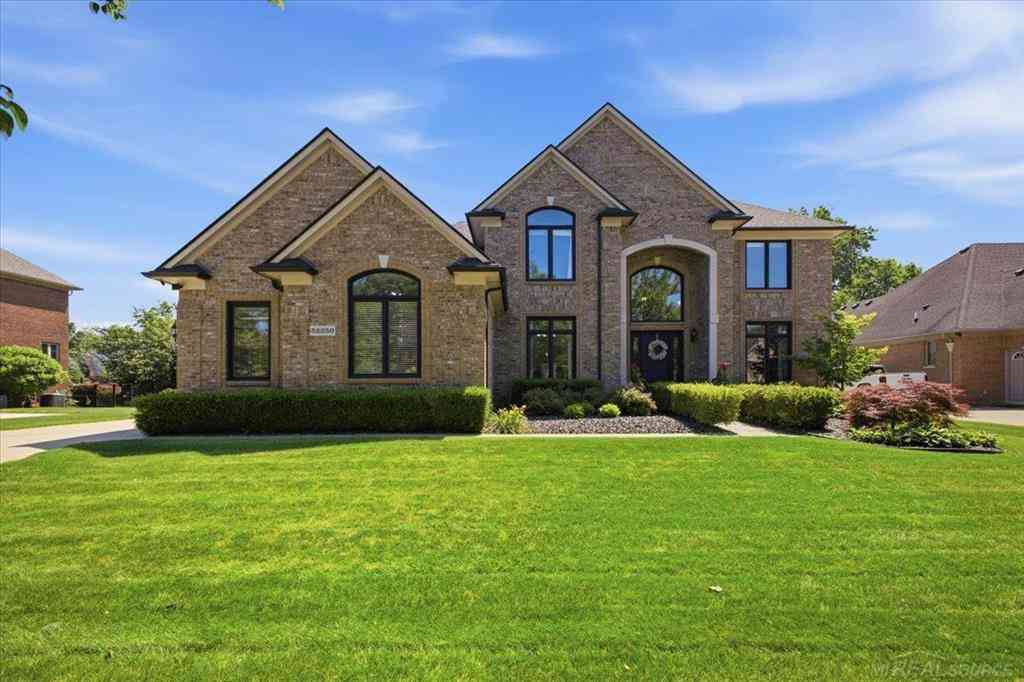 Homes For Sale - 52250 Chickadee Lane <br/> Macomb County, Shelby Twp, MI 48315