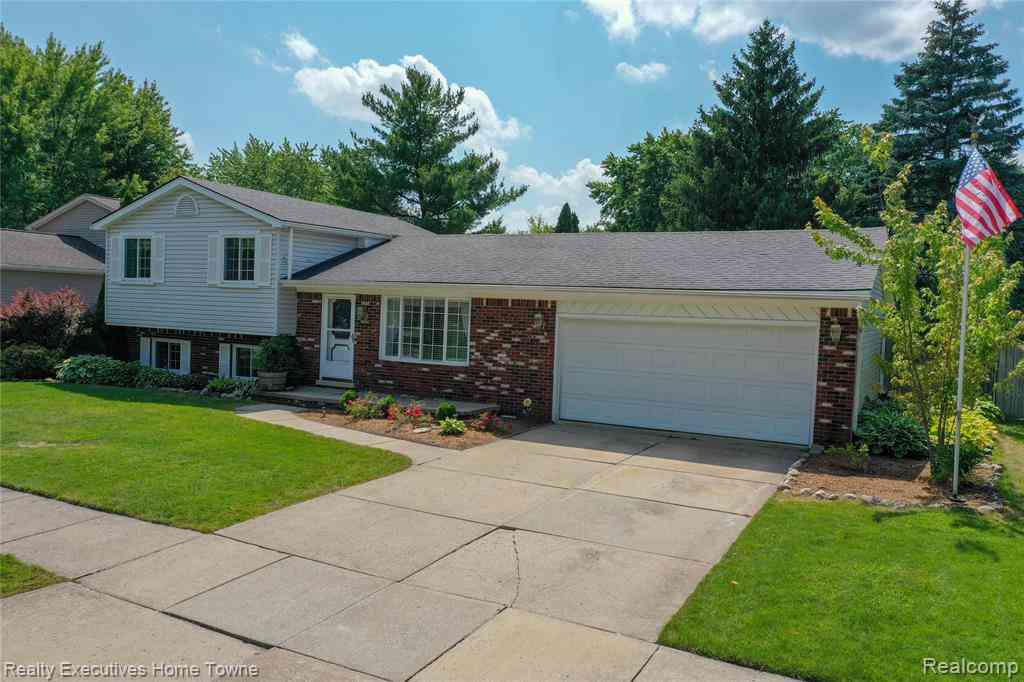 Homes For Sale - 536 Central Street <br/> Saint Clair County, Marysville, MI 48040