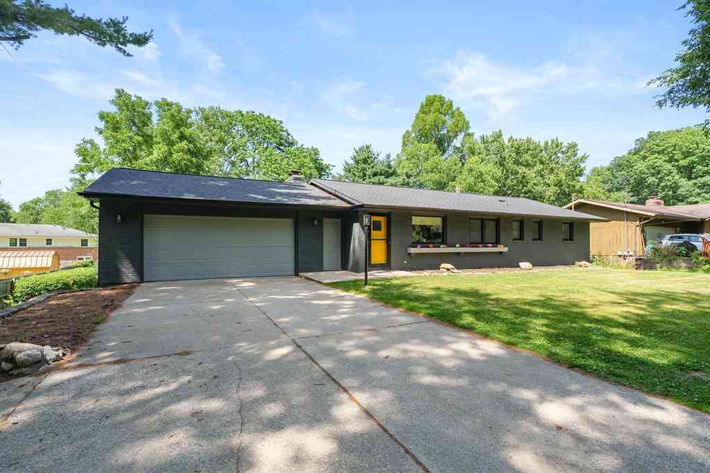 Homes For Sale - 6231 E H Avenue <br/> Kalamazoo, MI 49048