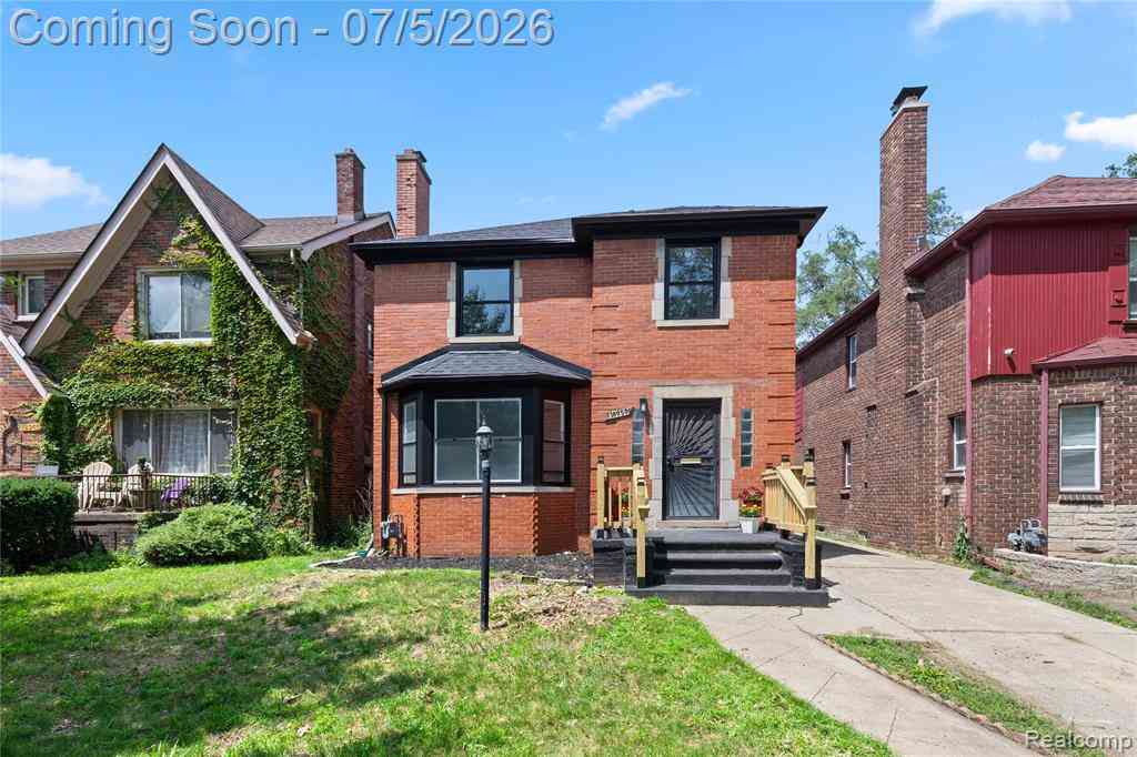 Homes For Sale - 18959 Woodingham Drive <br/> Wayne County, Detroit, MI 48221