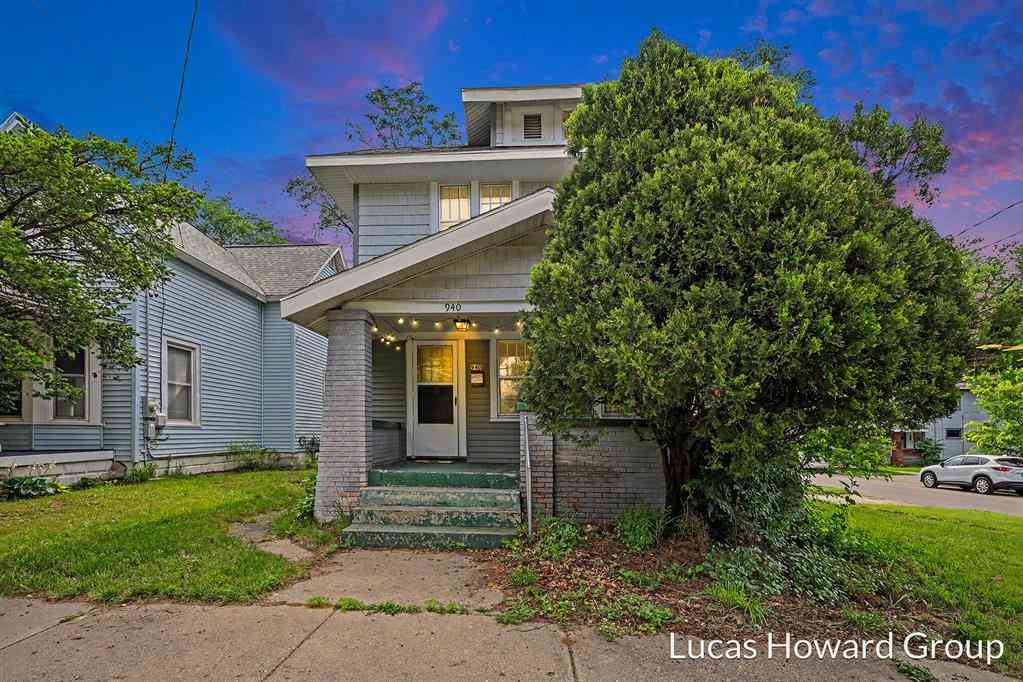 Homes For Sale - 940 Union Avenue Se SE<br/> Grand Rapids, MI 49507