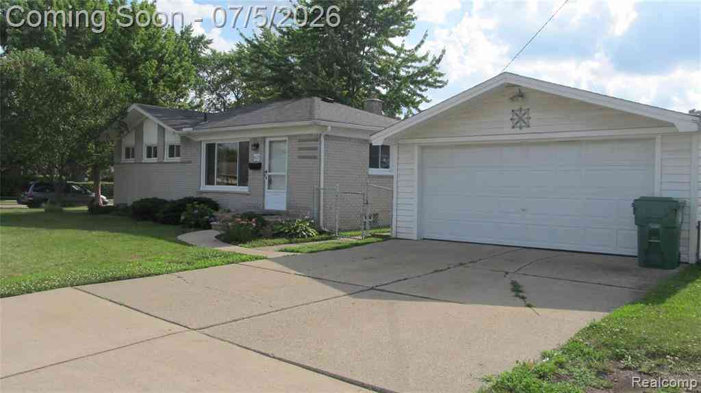 Homes For Rent - 615 Brandt Street <br/> Wayne County, Garden City, MI 48135