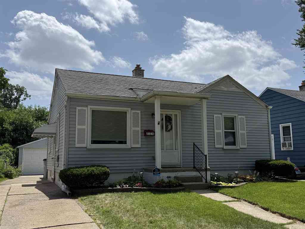 Homes For Sale - 536 E Shevlin Avenue <br/> Oakland County, Hazel Park, MI 48030