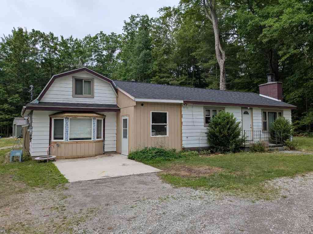 Homes For Sale - 8331 Long Lake Road <br/> Hale, MI 48739