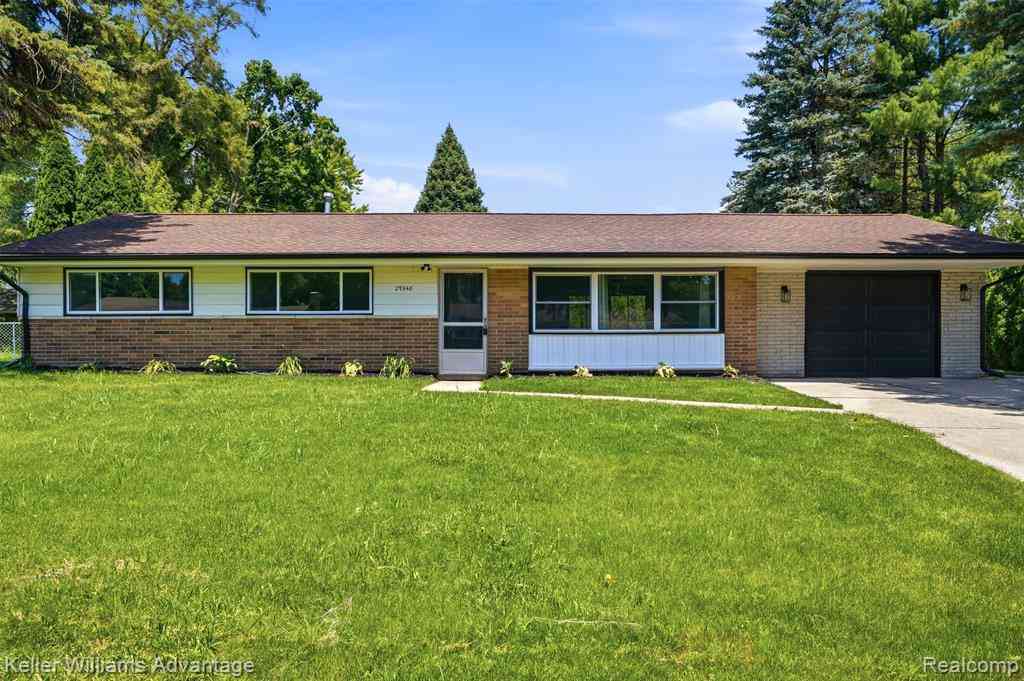 Homes For Rent - 23948 E Le Bost Drive <br/> Novi, MI 48375