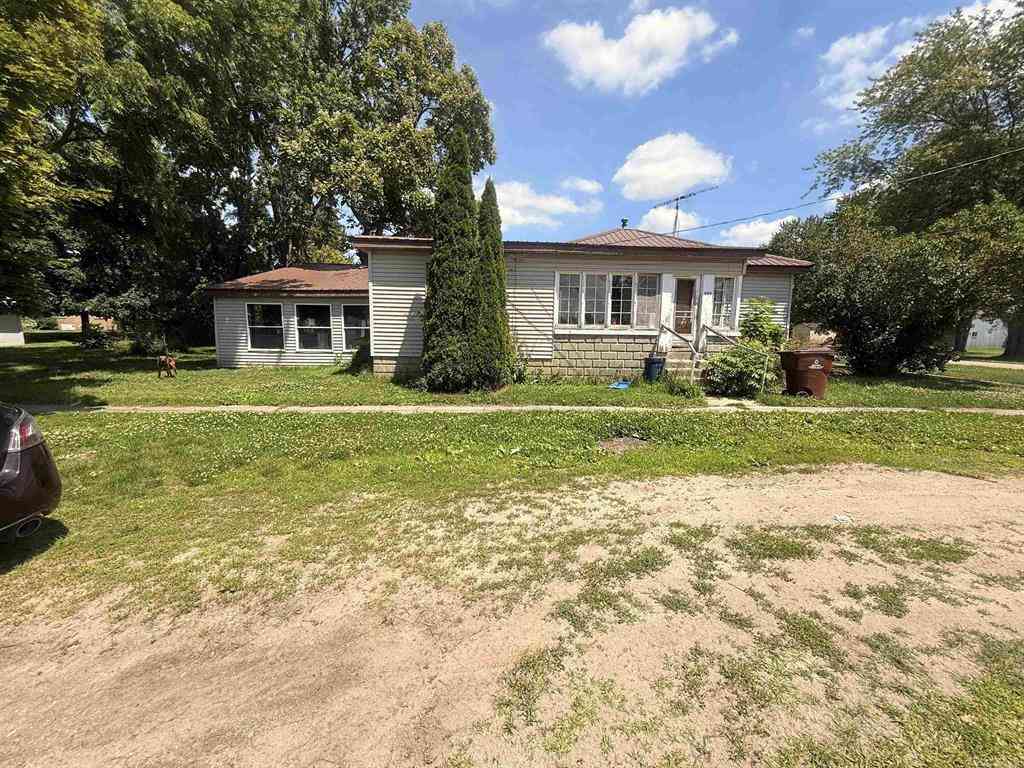 Homes For Sale - 304 W Elba Street <br/> Perrinton, MI 48871