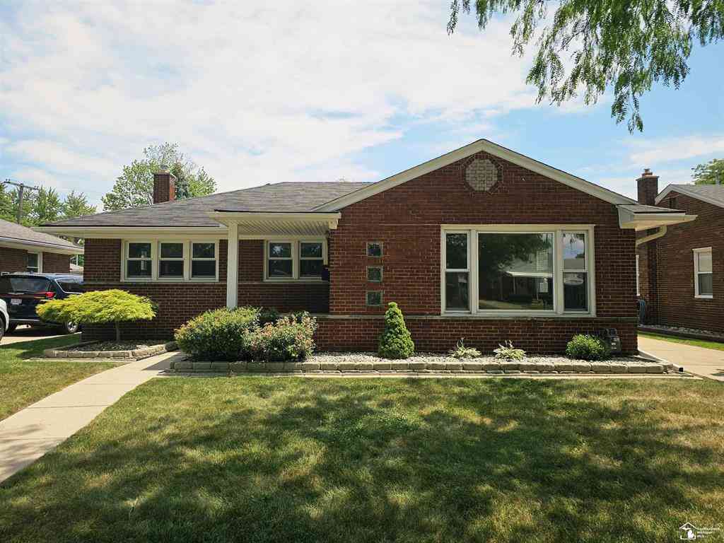 Homes For Sale - 2955 Bridge Street <br/> Wayne County, Trenton, MI 48183