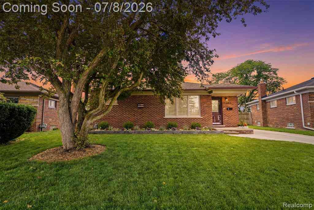 Homes For Sale - 29971 Leona Street <br/> Wayne County, Garden City, MI 48135