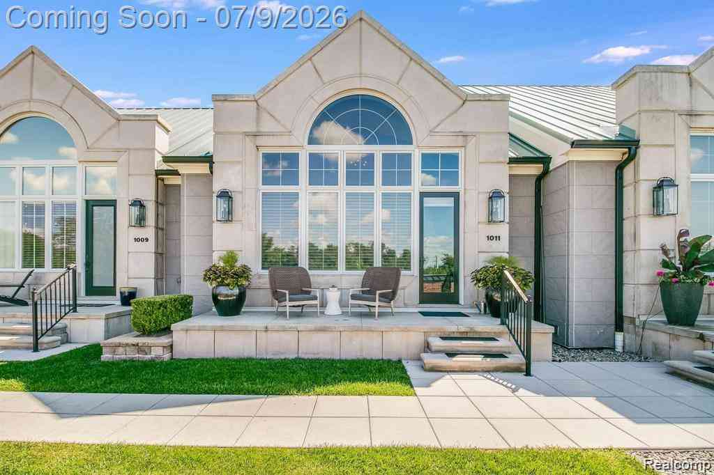 Condo For Sale - 1011 S Washington Avenue <br/> Oakland County, Royal Oak, MI 48067