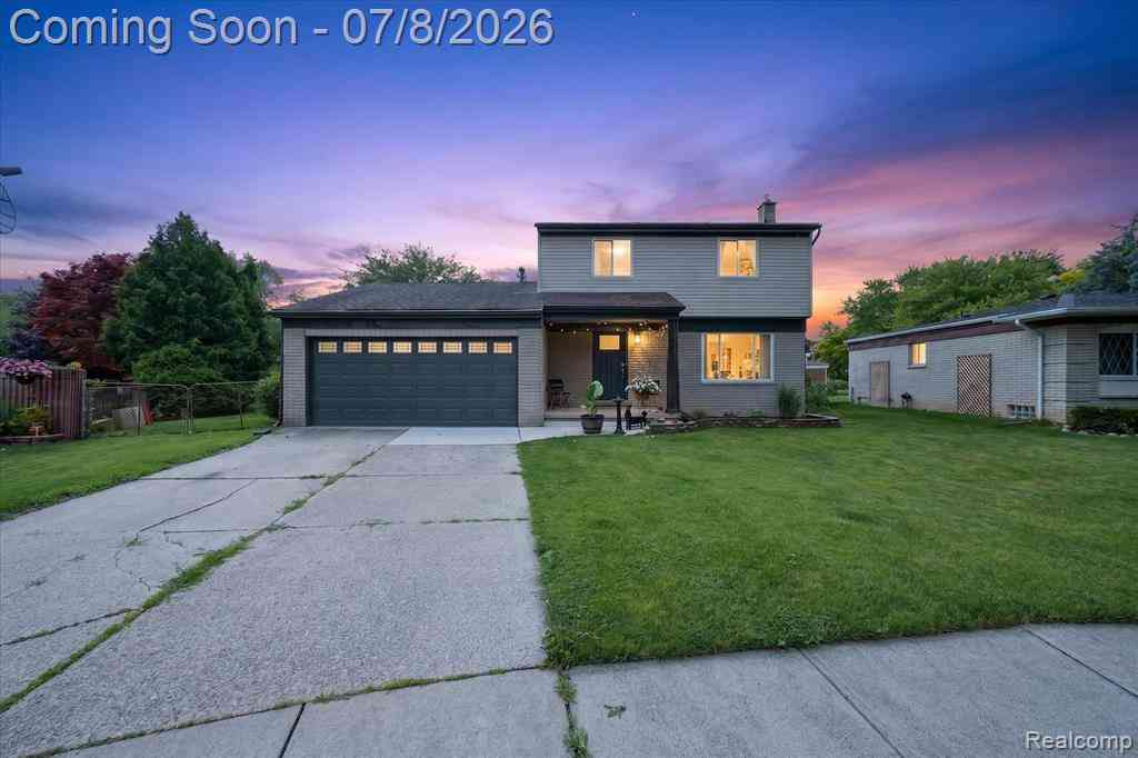 Homes For Sale - 53962 Kirk Court <br/> Macomb County, New Baltimore, MI 48047