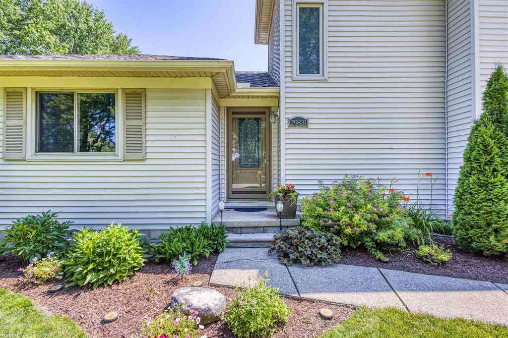 Homes For Sale - 29831 Forton Road <br/> Macomb County, New Baltimore, MI 48047