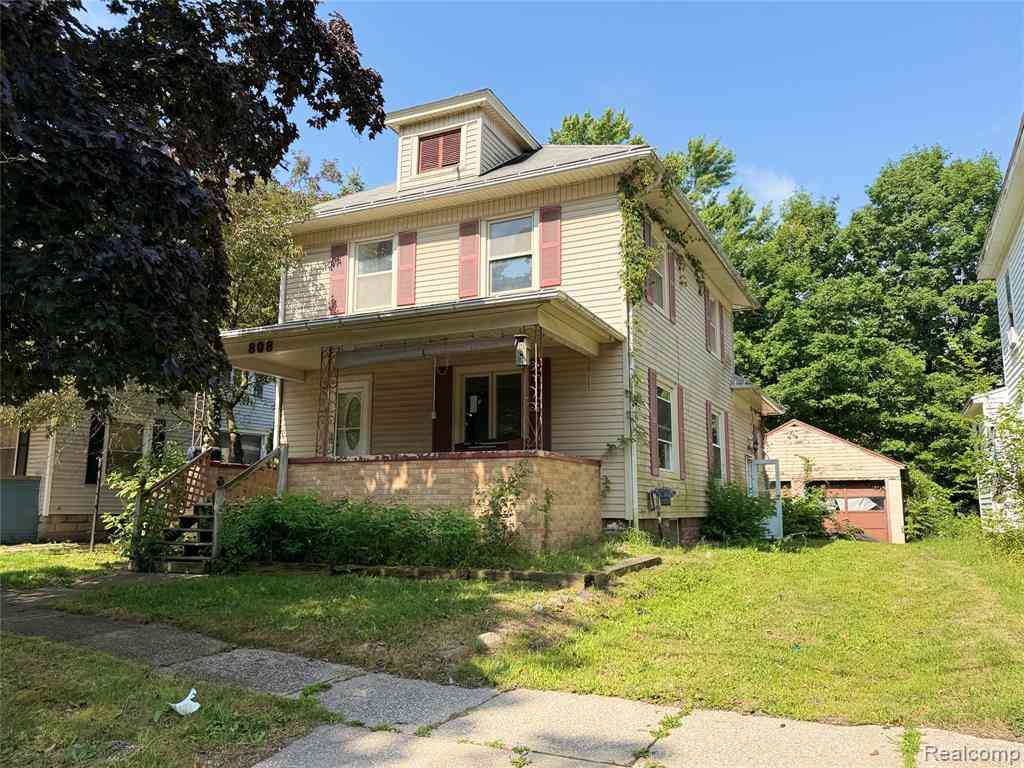 Homes For Sale - 808 Division Street <br/> Owosso, MI 48867