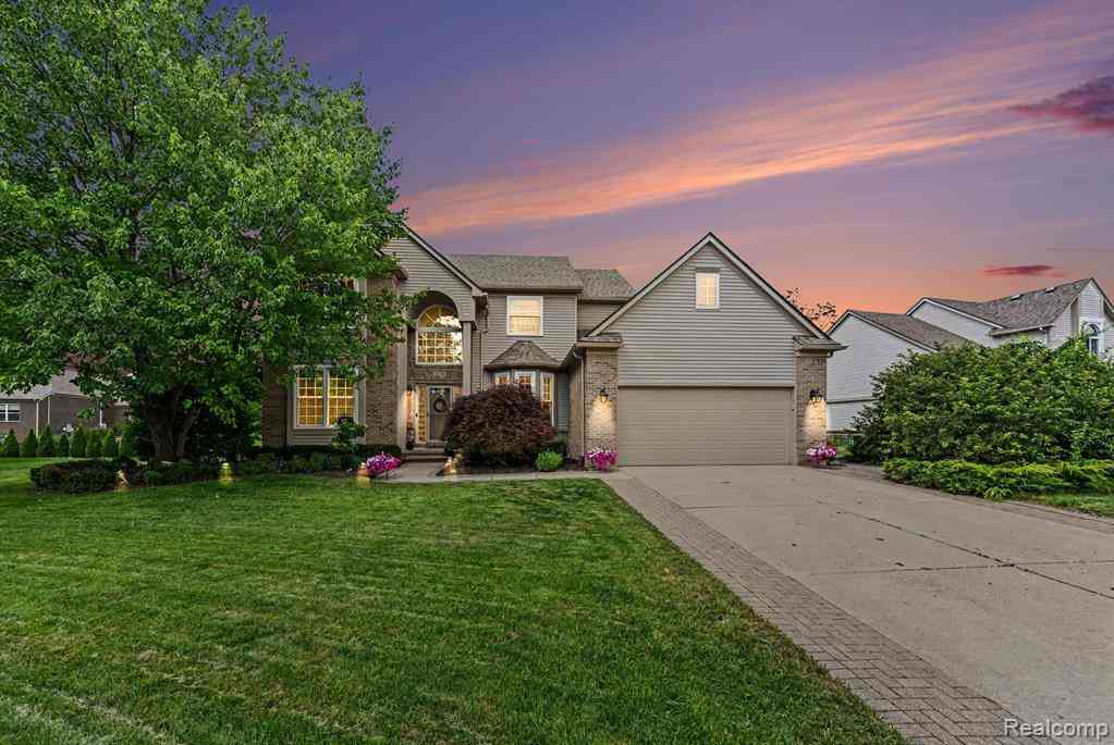 Homes For Sale - 3178 Thimbleberry Court <br/> Wixom, MI 48393