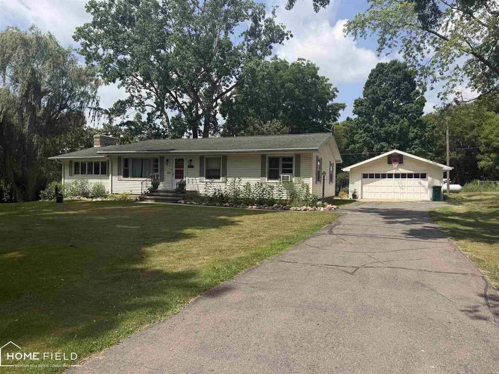 Homes For Sale - 2660 S Morrice Road <br/> Shiawassee County, Owosso, MI 48867