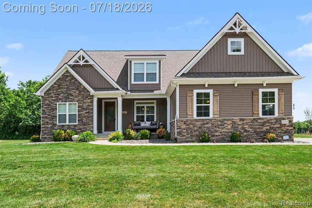 Homes For Sale - 12365 Sugar Maple Drive <br/> Genesee County, Fenton, MI 48430