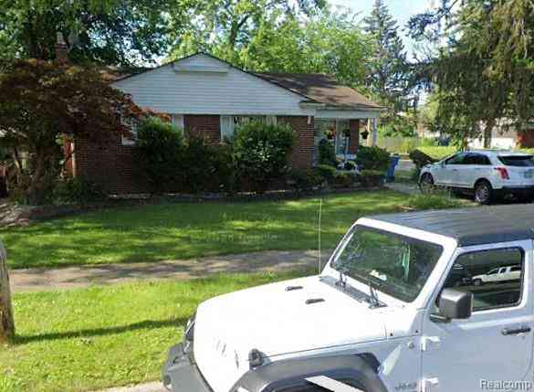 Homes For Sale - 27321 Kennedy Street <br/> Wayne County, Dearborn Heights, MI 48127