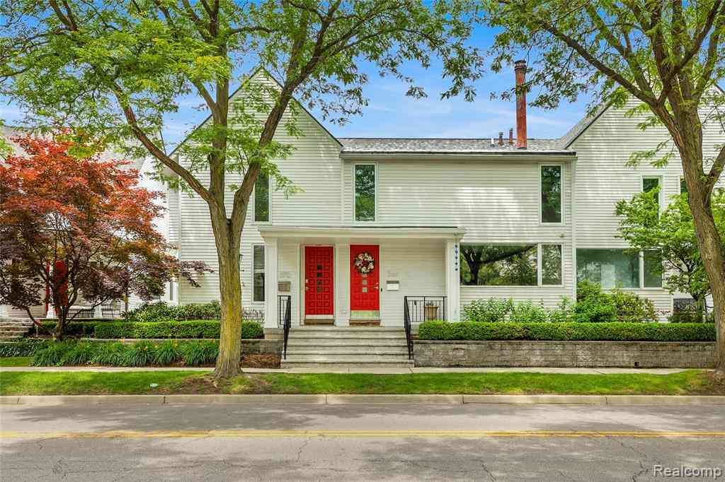 Condo For Sale - 366 W Brown Street <br/> Oakland County, Birmingham, MI 48009