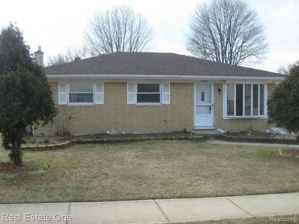 Homes For Sale - 25563 Baker Street <br/> Wayne County, Taylor, MI 48180