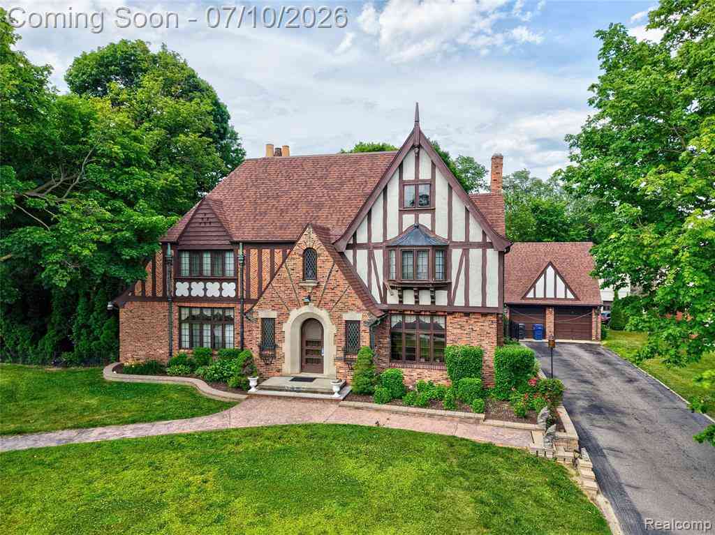 Homes For Sale - 1117 South Drive <br/> Flint, MI 48503