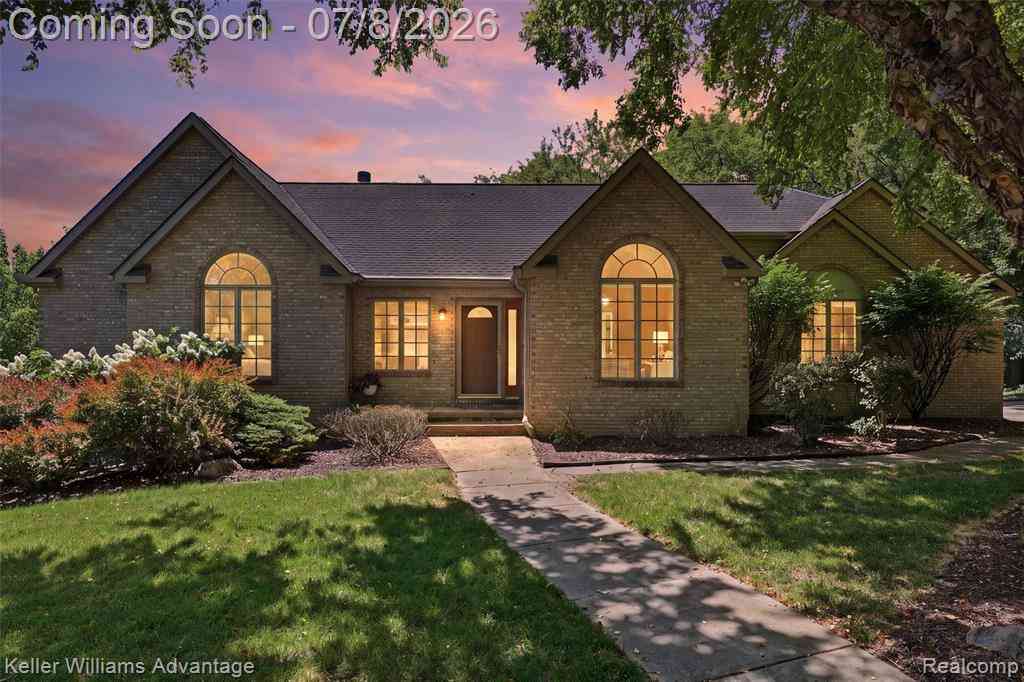 Homes For Sale - 7498 Quail Ridge Drive <br/> Washtenaw County, Dexter, MI 48130