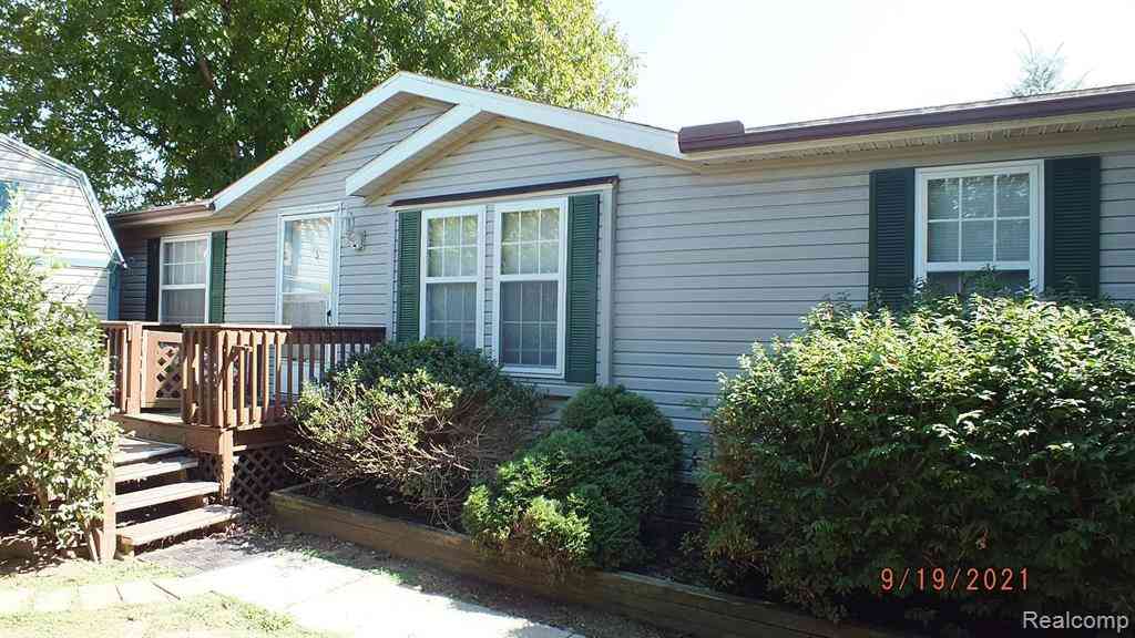 Homes For Sale - 54 Riverview Drive <br/> Monroe County, Erie, MI 48133