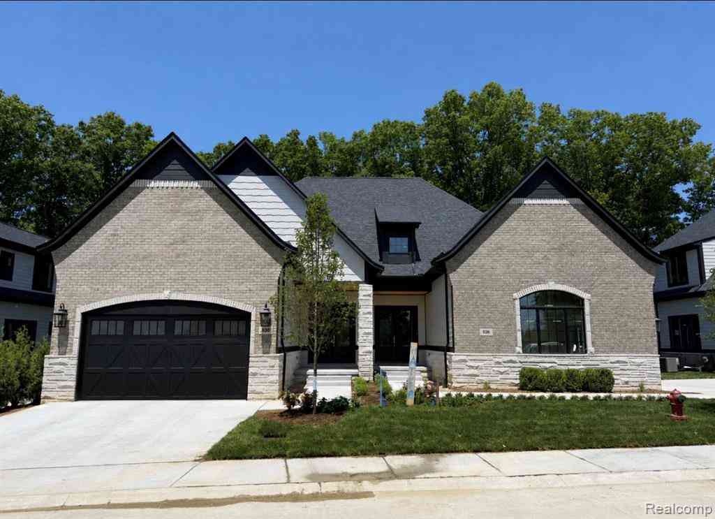 Condo For Sale - 530 Maplehill Road <br/> Rochester, MI 48306