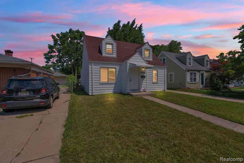 Homes For Sale - 25926 Powers Avenue <br/> Wayne County, Dearborn Heights, MI 48125