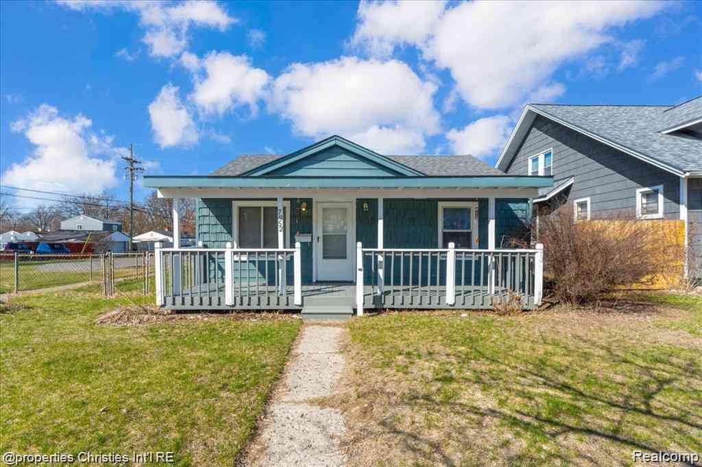 Homes For Sale - 7952 Robert Street <br/> Wayne County, Taylor, MI 48180