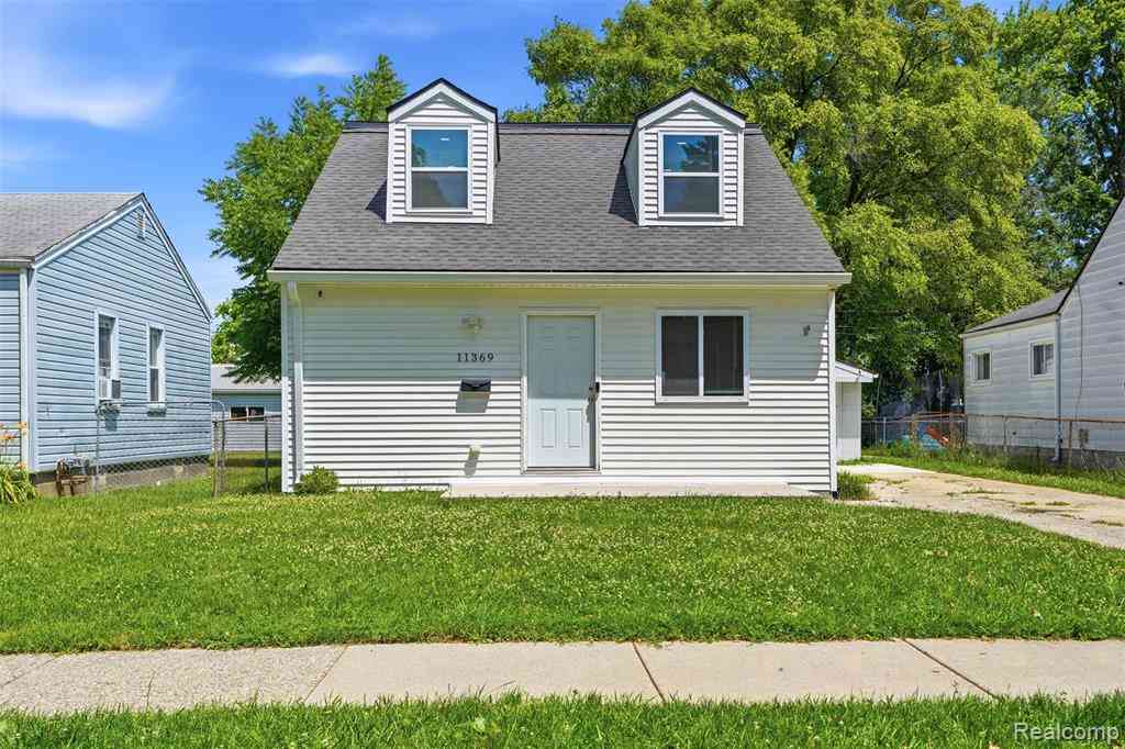 Homes For Sale - 11369 Cadillac Avenue <br/> Macomb County, Warren, MI 48089
