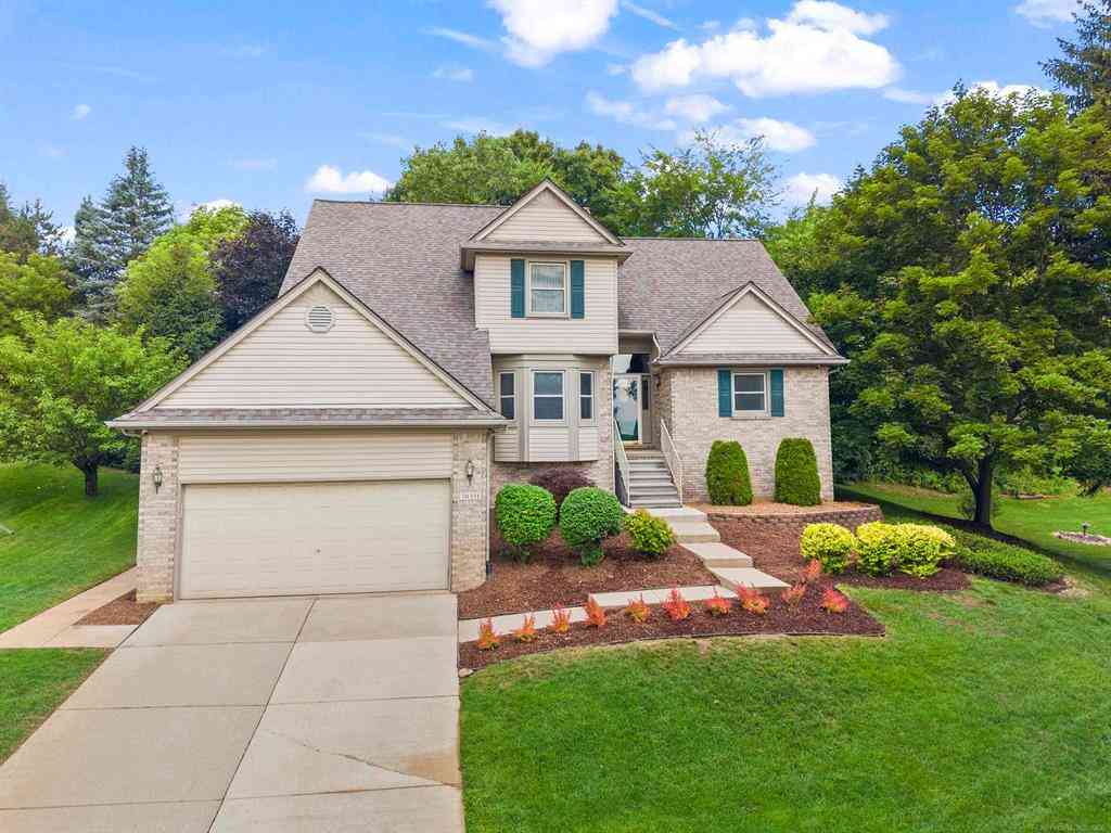 Homes For Sale - 70351 Hillside Court <br/> Macomb County, Romeo, MI 48065