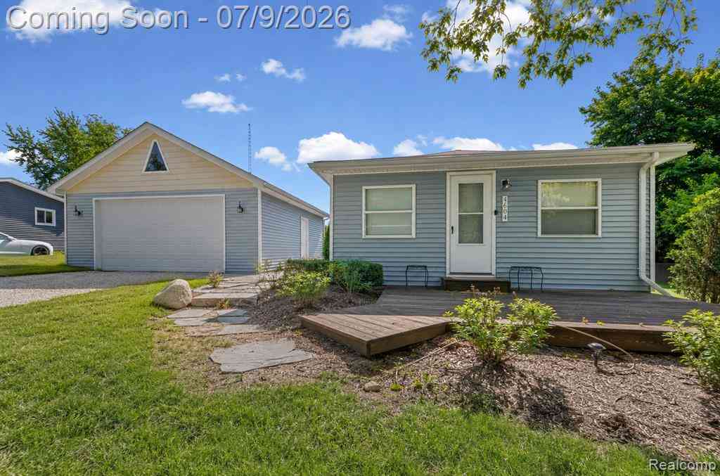 Homes For Sale - 4694 Lakeborn Drive <br/> White Lake, MI 48383
