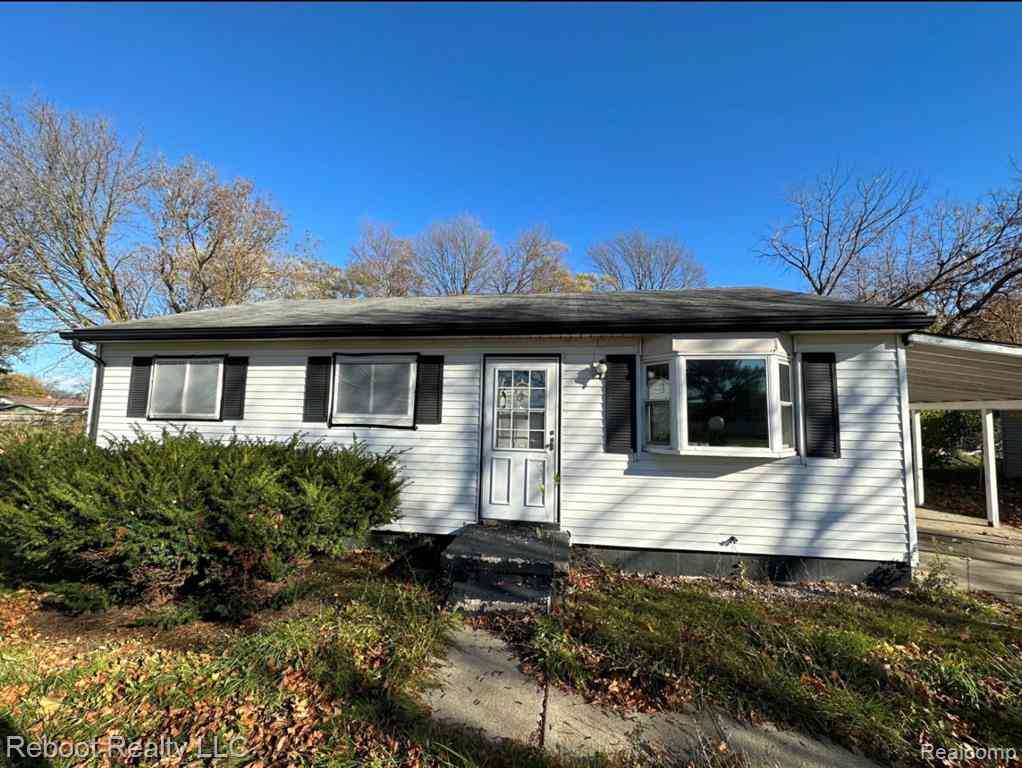 Homes For Sale - 15 Milan Court <br/> Saginaw County, Saginaw, MI 48601
